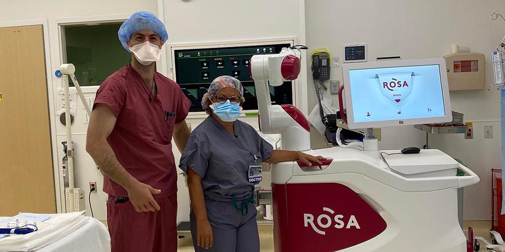 Upstate first hospital in to use ROSA Brain robot for minimally brain surgery | News SUNY Upstate Medical University